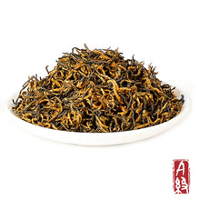 Лестница das Bild в ден Галерея-Viewer, Cha Wu-JinJunMei черный чай, китайский Свободный чай листьев, гора WuYi, FuJian Китай
